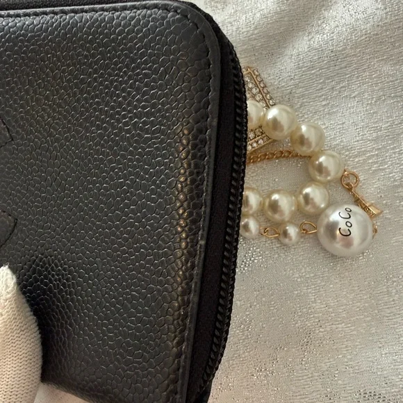 Chic Black Leather Chain Bag - Picture 7 of 11